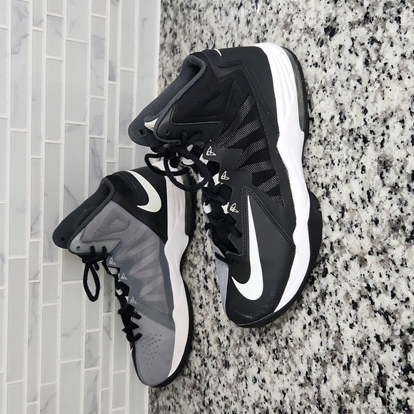 Black & Gray Nike Airmax Stutter Step 2 Basketball Shoes sz 8 sneaker 653455-002 - Picture 5 of 7